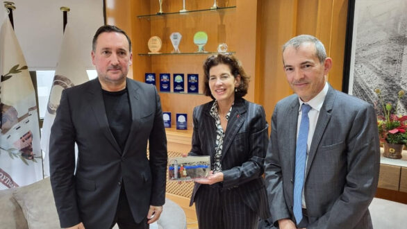 Συνάντηση με πολυπληθή αντιπροσωπεία από την Πρεσβεία της Γαλλίας είχε ο δήμαρχος Γιάννης Ζαμπούκης