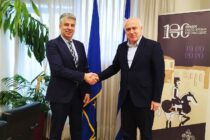 Παρέδωσε το γραφείο του ο Χ. Μέτιος στον Χ. Τοψίδη “σε κλίμα συναίνεσης και καλής διάθεσης”