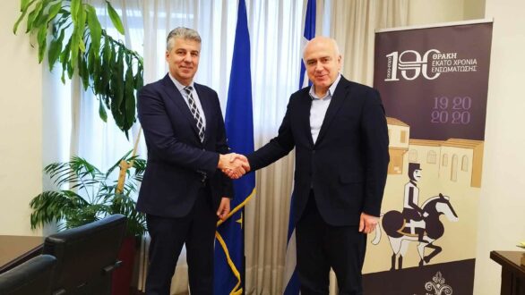 Παρέδωσε το γραφείο του ο Χ. Μέτιος στον Χ. Τοψίδη “σε κλίμα συναίνεσης και καλής διάθεσης”