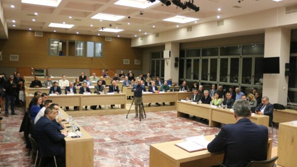 ΠΑΜΘ: 1η συνεδρίαση με εκλογή Προεδρείου, μελών Περιφερειακής Επιτροπής και… κοπή πίτας