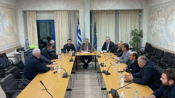 Συνάντηση Περιφερειάρχη με αντιπροσωπεία της συντονιστικής επιτροπής Αγροτικών και Κτηνοτροφικών Συλλόγων Περιφέρειας ΑΜΘ