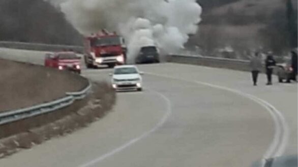Στις φλόγες όχημα στην Εθνική Οδό Ορεστιάδας – Καβύλης