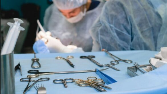Απογευματινά χειρουργεία: Από 300 ευρώ έως 2.000 ευρώ το κόστος τους