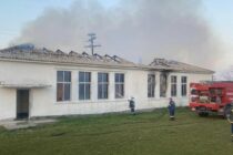 Φωτιά κατέστρεψε το κτήριο του παλιού Δημοτικού Σχολείου Θυμαριάς