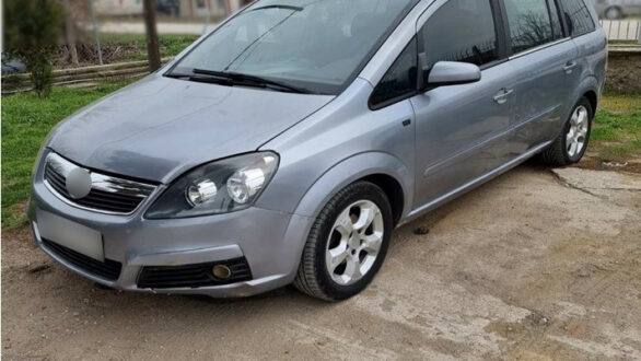 Συνελήφθη διακινητής ο οποίος προωθούσε στο εσωτερικό της χώρας μη νόμιμους μετανάστες