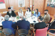Συνάντηση εργασίας με αντικείμενο την αντιμετώπιση της ενδοοικογενειακής βίας στο γραφείο δημάρχου Αλεξανδρούπολης