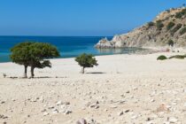 Και η Σαμοθράκη ανάμεσα στις 198 «απάτητες παραλίες» – Τι απαγορεύεται