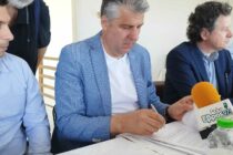 Υπεγράφη η σύμβαση για τον αναδασμό των Αμπελακίων