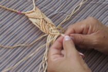 «Φύλλα μουριάς μακραμέ» – Εργαστήρι για μικρούς και μεγάλους στο Μουσείο Μετάξης