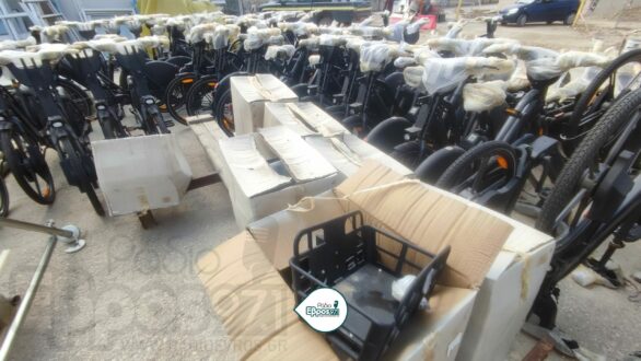 Παρατημένα σκουριάζουν τα ηλεκτρικά ποδήλατα στην Ορεστιάδα – Καταστρέφονται πριν καν χρησιμοποιηθούν