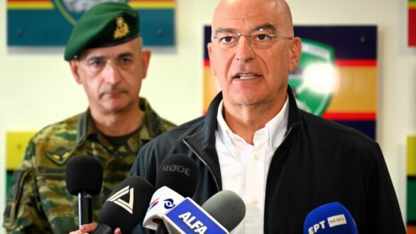 Δένδιας από Έβρο: “Η αμυντική θωράκιση του Έβρου αποτελεί και ύψιστη πολιτική προτεραιότητα”