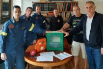 Δωρεά εξοπλισμού και απινιδωτή στο Πυροσβεστικό Κλιμάκιο Σαμοθράκης