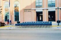 Παρέλαση 28ης Οκτωβρίου: Ο Δήμος Αλεξανδρούπολης τοποθετεί καθίσματα για άτομα με κινητικές δυσκολίες, εγκύους και ηλικιωμένους