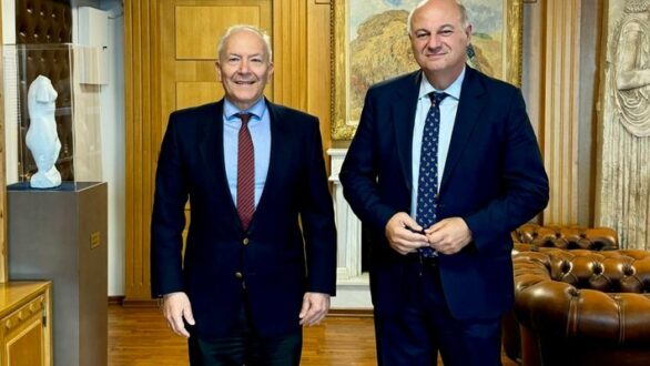 Γκίκας σε Τσιάρα: «Εξέταση δυνατότητας χρηματοδότησης από το Υπουργείο Αγροτικής Ανάπτυξης & Τροφίμων, μονάδων αφαλάτωσης για τα νησιά, για αρδευτικούς σκοπούς»