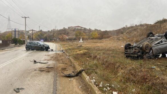 Σφοδρή σύγκρουση μεταξύ δύο οχημάτων έξω από το Διδυμότειχο