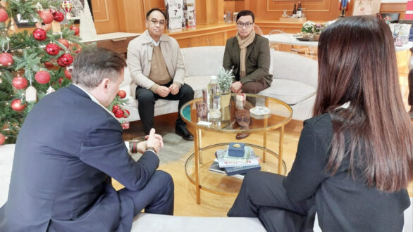 Συνάντηση του Δημάρχου Αλεξανδρούπολης με τον Πρέσβη των Φιλιππίνων στην Αθήνα