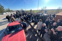 Η 4η μέρα στο μπλόκο των Καστανεών: Οι αγρότες συνεχίζουν δυναμικά τον αγώνα τους