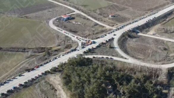 Μπλόκο Β. Έβρου: Αγρότες, κτηνοτρόφοι και μελισσοκόμοι ενωμένοι στον αγώνα για την επιβίωσή τους