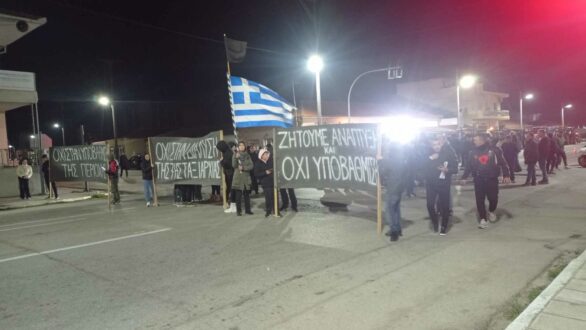 Κάτοικοι, φορείς και αγρότες έκλεισαν τον κάθετο άξονα στον Προβατώνα