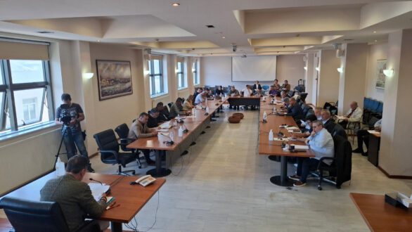 Ξεκάθαρο μήνυμα από το Δημοτικό Συμβούλιο Αλεξανδρούπολης: Όχι στην κεραία στην οδό Μακρυγιάννη! 