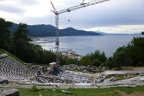 Συνεχίζεται η αποκατάσταση του Αρχαίου Θεάτρου Θάσου με νέα Χρηματοδότηση από την Περιφέρεια ΑΜΘ