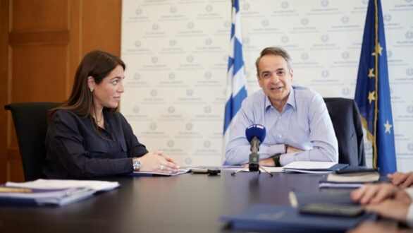 Σύσκεψη για την παρουσίαση της πλατφόρμας stegasi.gov.gr υπό τον πρωθυπουργό