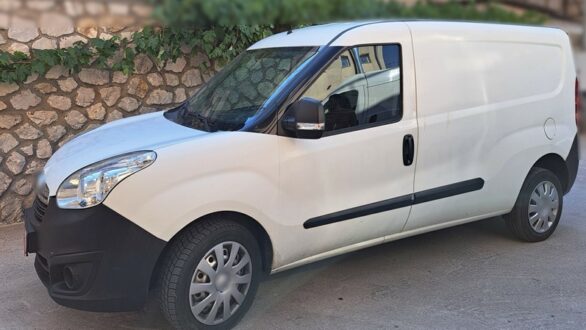 Συλλήψεις τριών διακινητών σε Ροδόπη, Έβρο και Δράμα – Μετέφεραν 27 μετανάστες