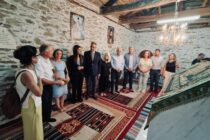 Τη Ρούσσα επισκέφθηκε η Υπουργός Παιδείας Σ. Ζαχαράκη μετά την αναγνώριση των Μπεκτασήδων Αλεβιτών