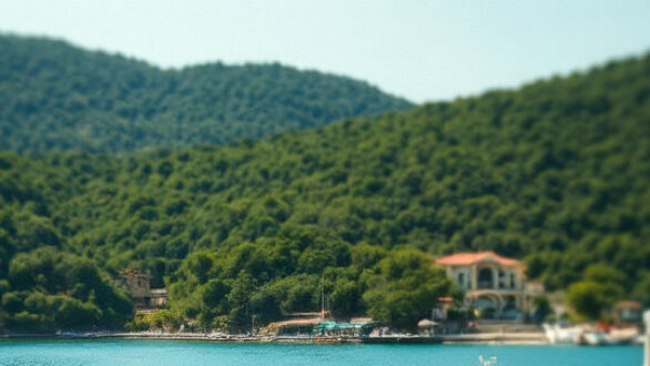 Αυξήθηκε ο τουρισμός στη Θάσο – Σχεδόν 1,5 εκατ. επισκέφθηκαν το νησί φέτος το καλοκαίρι