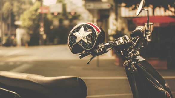 83 παραβάσεις στην ΑΜΘ για την εκστρατεία «Μηδενική ανοχή στη μη χρήση κράνους»