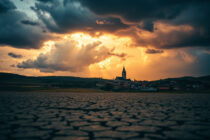 Το ακραίο καλοκαίρι προκαλεί αιμορραγία 43 δισ. στην Ευρώπη