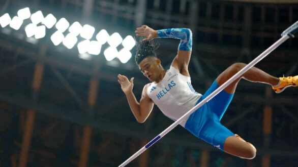 Ασημένιο μετάλλιο στο επί κοντώ ο Καραλής