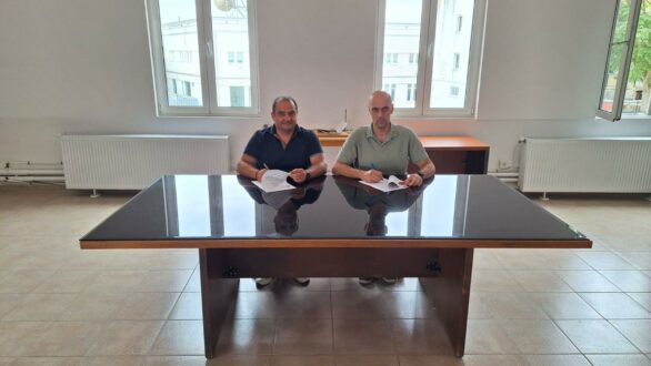 Υπεγράφη σύμβαση για τη συντήρηση σχολικών κτιρίων του Δήμου Διδυμοτείχου