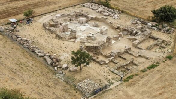 Αποκαθίσταται και αναδεικνύεται ο περίκεντρος ναός, στη Μαξιμιανούπολη