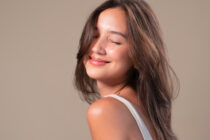 Βάζεις τα προϊόντα στο πρόσωπο με τη σωστή σειρά; Το μυστικό της απορρόφησης