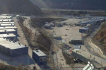 Εξέγερση στη δομή μεταναστών στις Σέρρες – ΕΛΑΣ: “Υπό έλεγχο η κατάσταση”