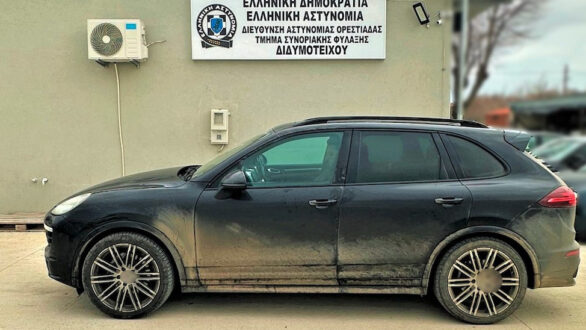 Συνελήφθη διακινητής ο οποίος προωθούσε στη Χώρα 7  μη νόμιμους μετανάστες