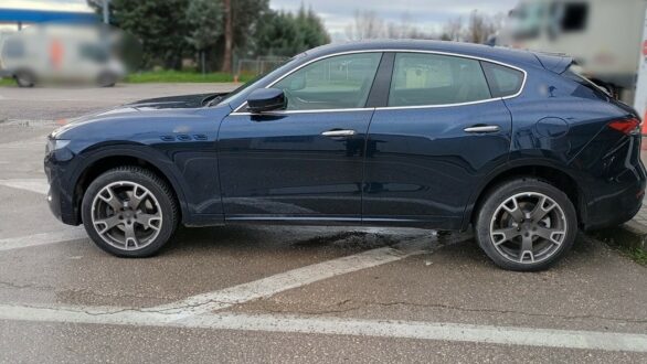 Κήποι: Σύλληψη αλλοδαπού με πλαστά έγγραφα και κλεμμένο όχημα